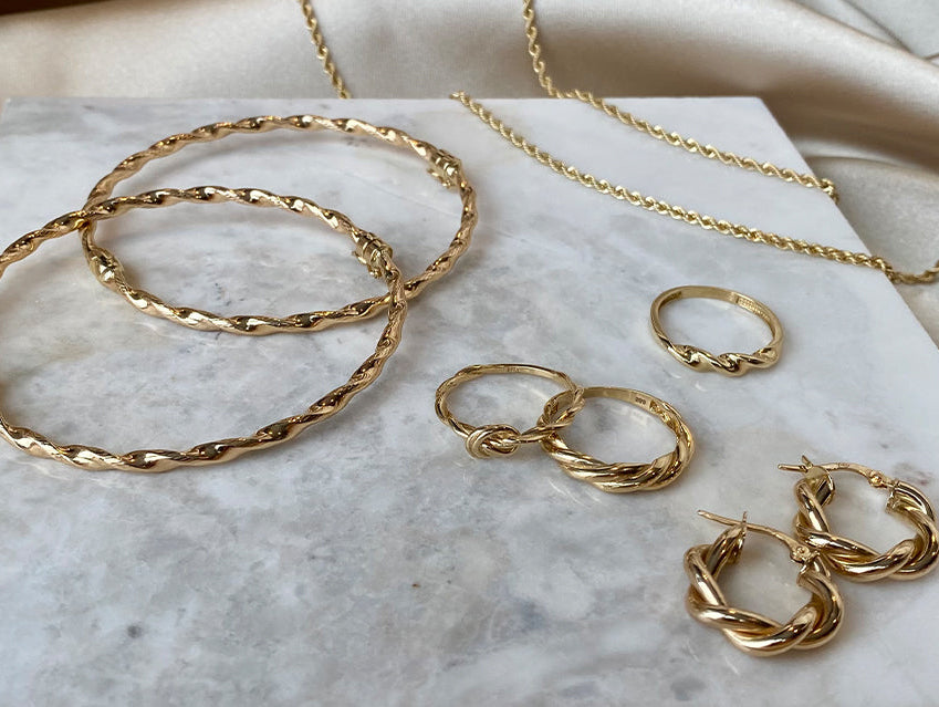 Staying Ahead of Style with Hems Jewellery: Embrace the 14k Gold Trends for 2023 Hems Jewellery